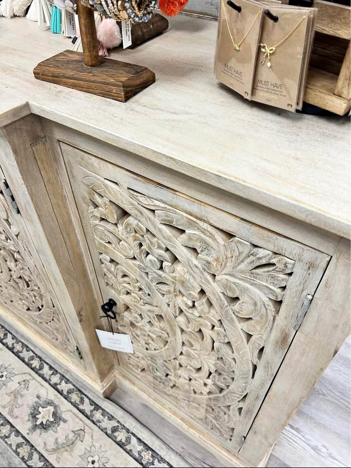 Mango Wood Laser Cut Console/Sideboard (BRAND NEW)